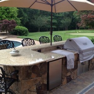 Outdoor built-in grill with kitchen and countertop in Charlotte, North Carolina