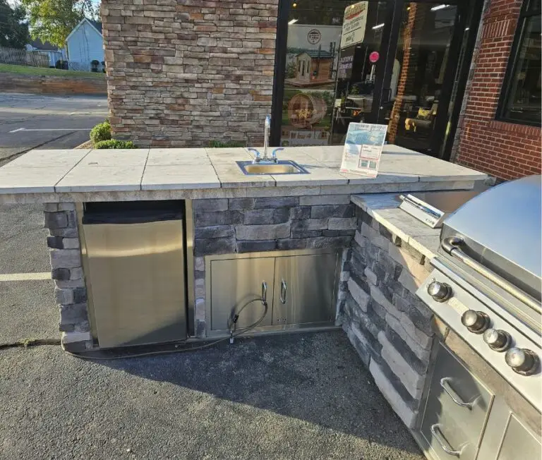 Gourmet Q Outdoor Kitchen