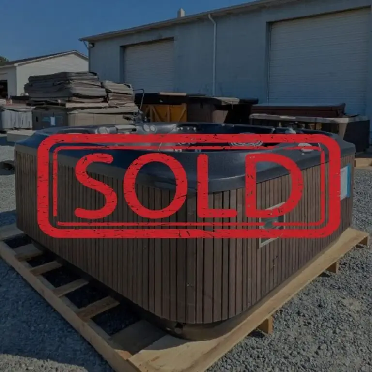 Jacuzzi J335 Hot Tub - SOLD